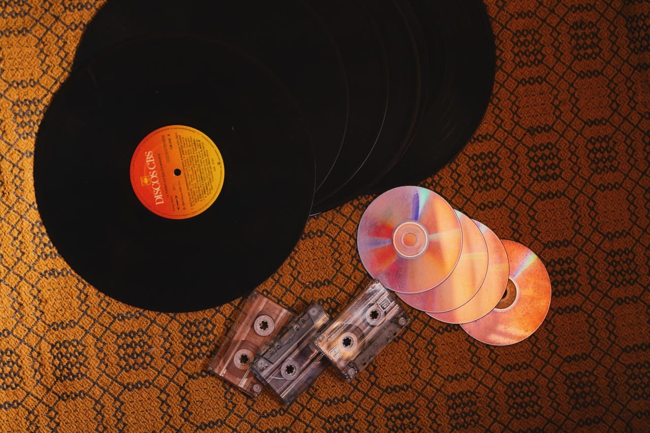 mujeres cantantes con discos mas vendidos